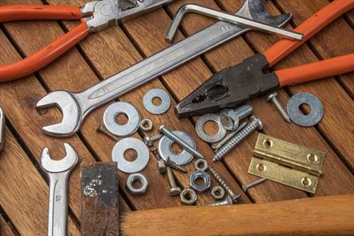 Rechercher un réparateur de coupe-haie électrique en France